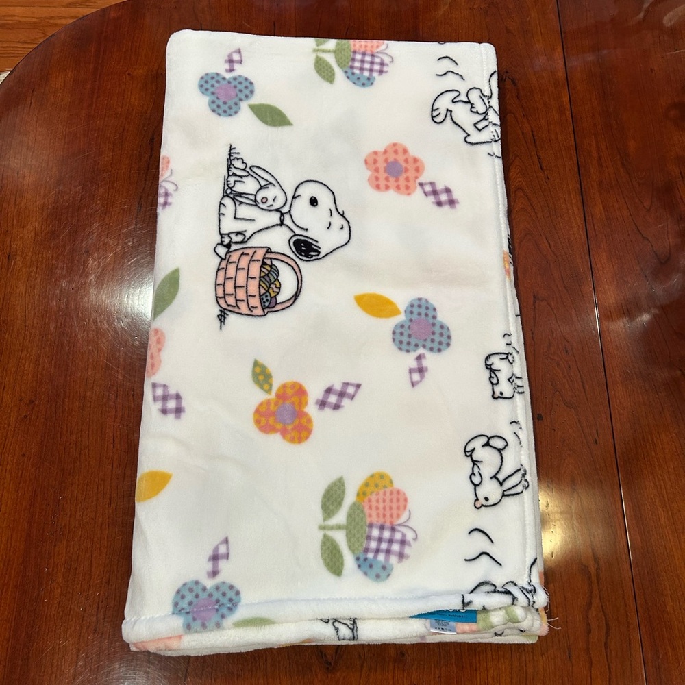 Berkshire Peanuts Snoopy Bunny Easter Plush Blanket